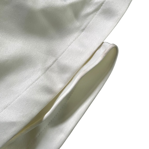 Bronx and Banco Paros‎ Gown in White - Picture 11 of 16